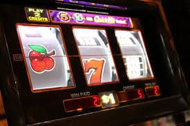 Casino-style live table image supporting bed 1777 entertainment coverage
